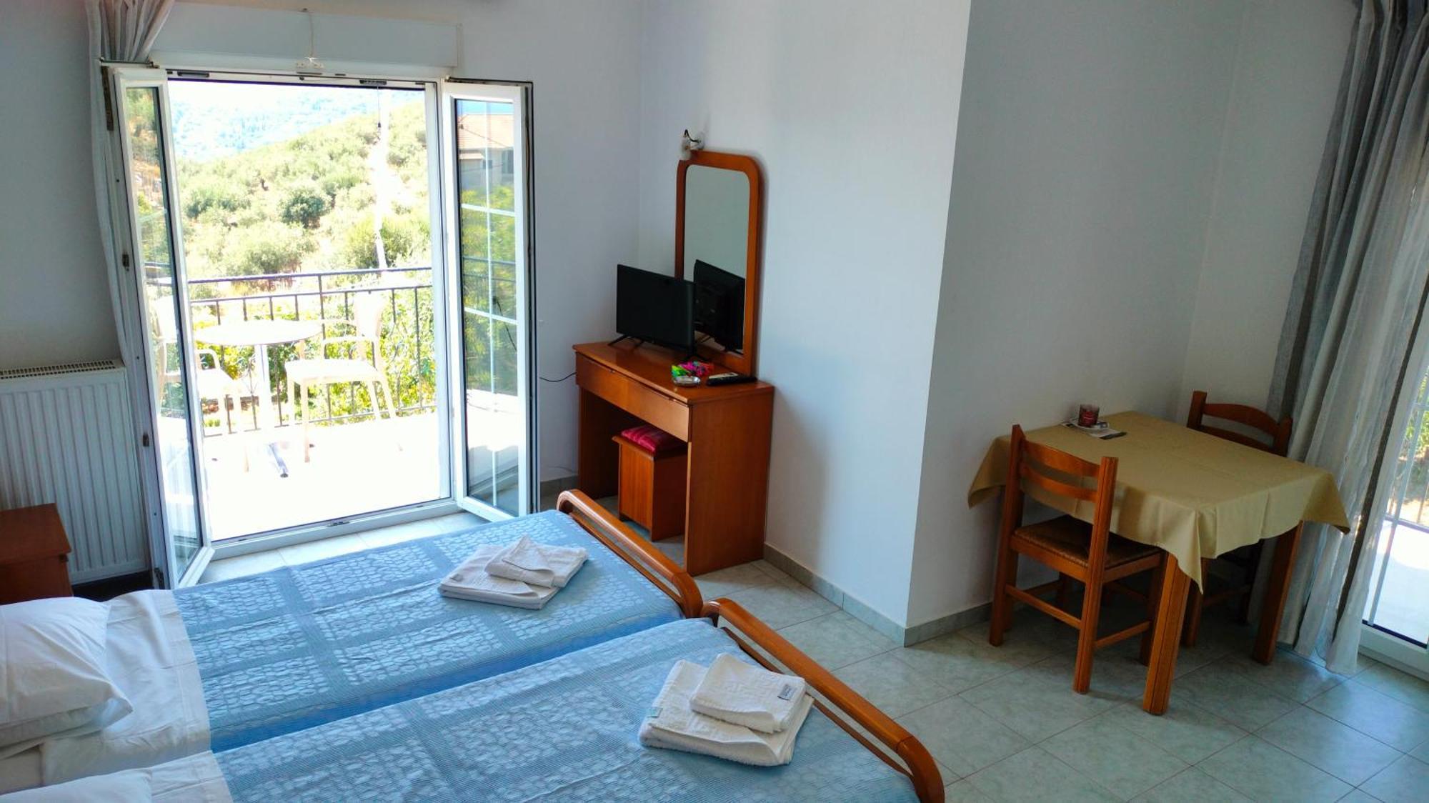 Studios Evgenia Parga Luaran gambar